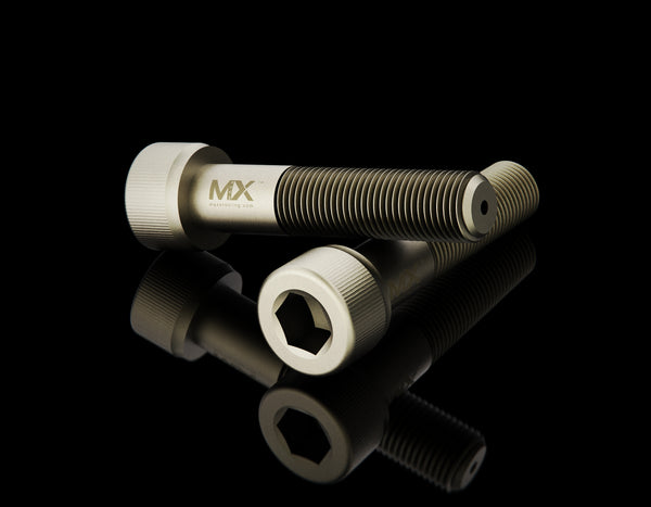 Maxx-ER Vis à tête cylindrique en acier inoxydable avec rinçage